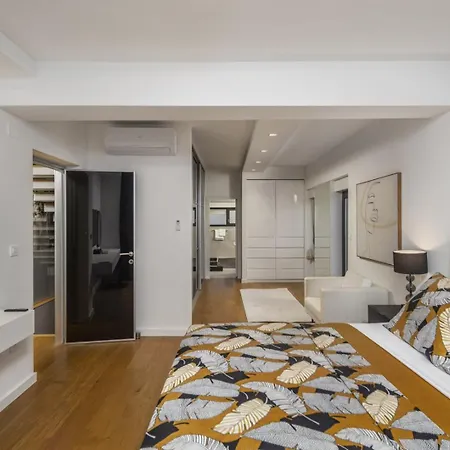 Bonavia - Crowoder Luxury Rent * 扎达尔