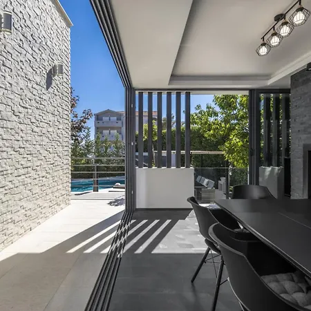 Villa Bonavia - Crowoder Luxury Rent