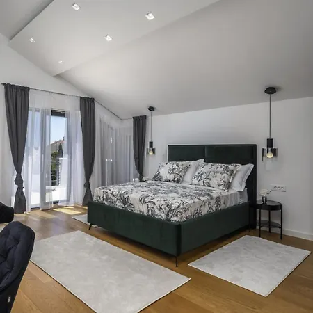 Bonavia - Crowoder Luxury Rent Villa Zadar